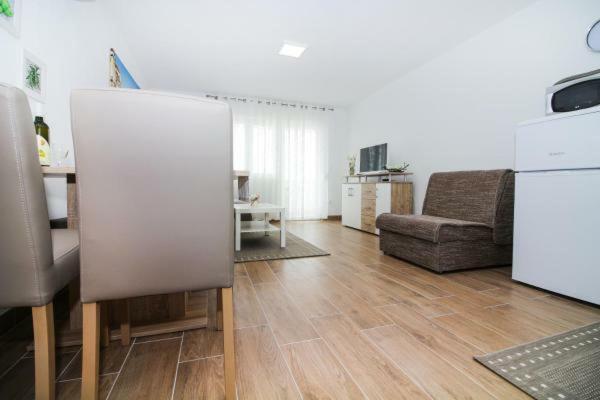 Mara Apartamento Rogoznica  Exterior foto